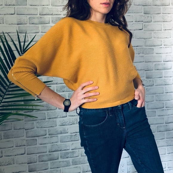 CARMEN Marc Valvo Zipper Sleeve Crew Neck Ribbed Yellow Knit Sweater Size XS - Picture 6 of 12